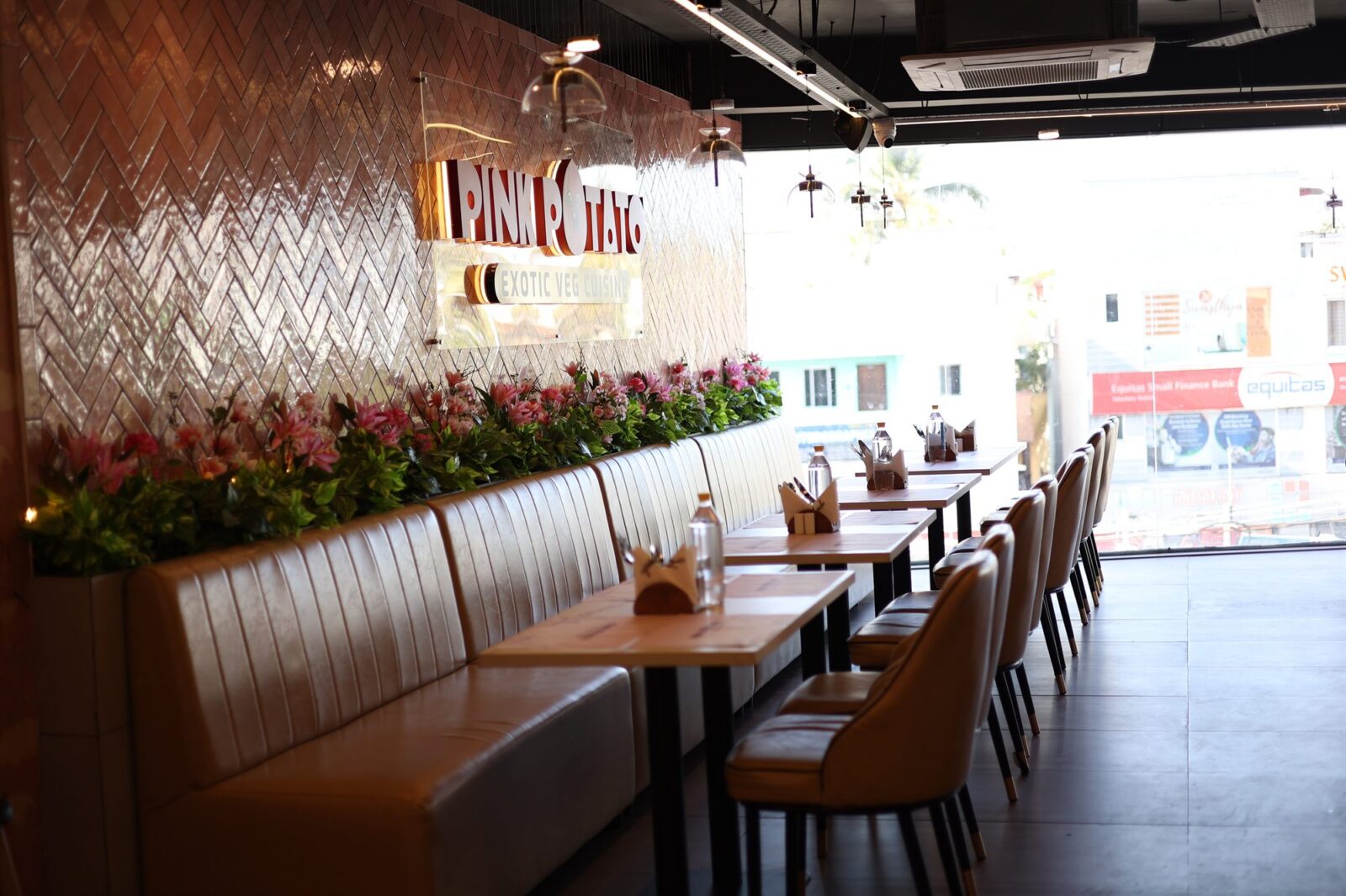 Pink Potato dining room